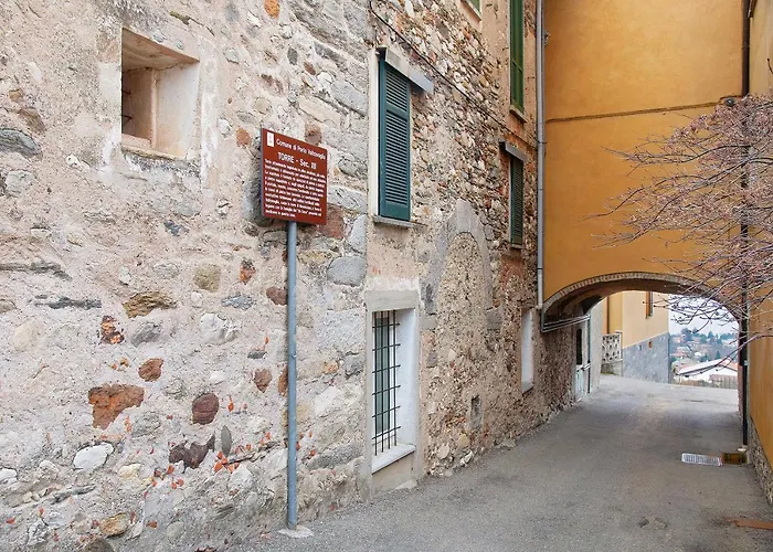 La Vecchia Torre * Porto Valtravaglia